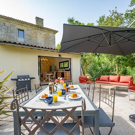 Les Bons Amis, Prive De 6 Hotes, Piscine, Riviere, Libourne, Saint-emilion Fronsac (Gironde)