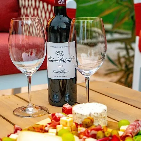 Les Bons Amis, Prive De 6 Hotes, Piscine, Riviere, Libourne, Saint-emilion 别墅 *