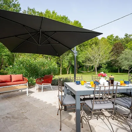 Les Bons Amis, Prive De 6 Hotes, Piscine, Riviere, Libourne, Saint-emilion 别墅