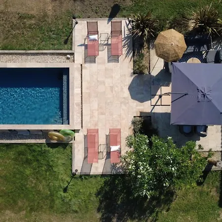 别墅 Les Bons Amis, Prive De 6 Hotes, Piscine, Riviere, Libourne, Saint-emilion